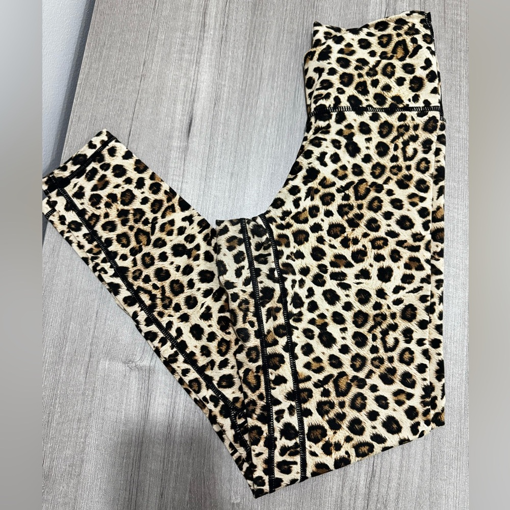 Colorfulkoala Cheetah Print Leggings Size S